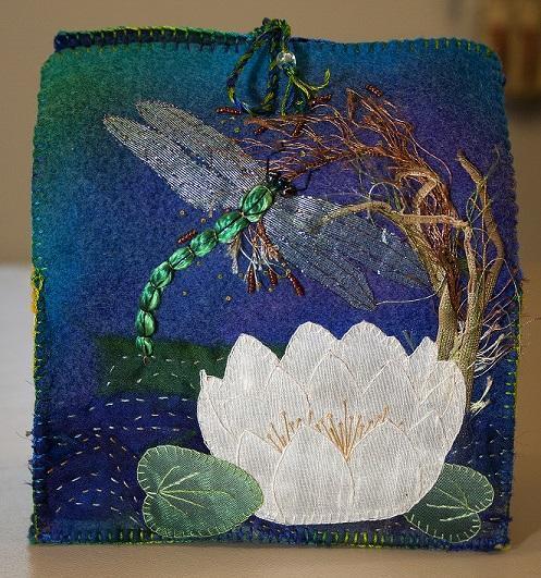 www.colourstreams.com.au Colour Streams Jennifer Bennett Dragonfly Casket