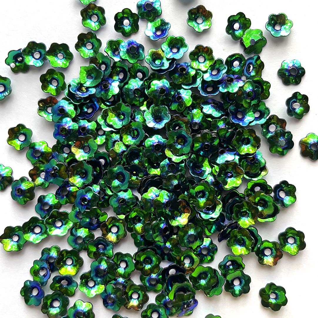 www.colourstreams.com.au Colour Streams Sequins Sequin Stitching Embroidery Embellishments Australia NZ Canada USA Flower 6mm Dark Green  S32