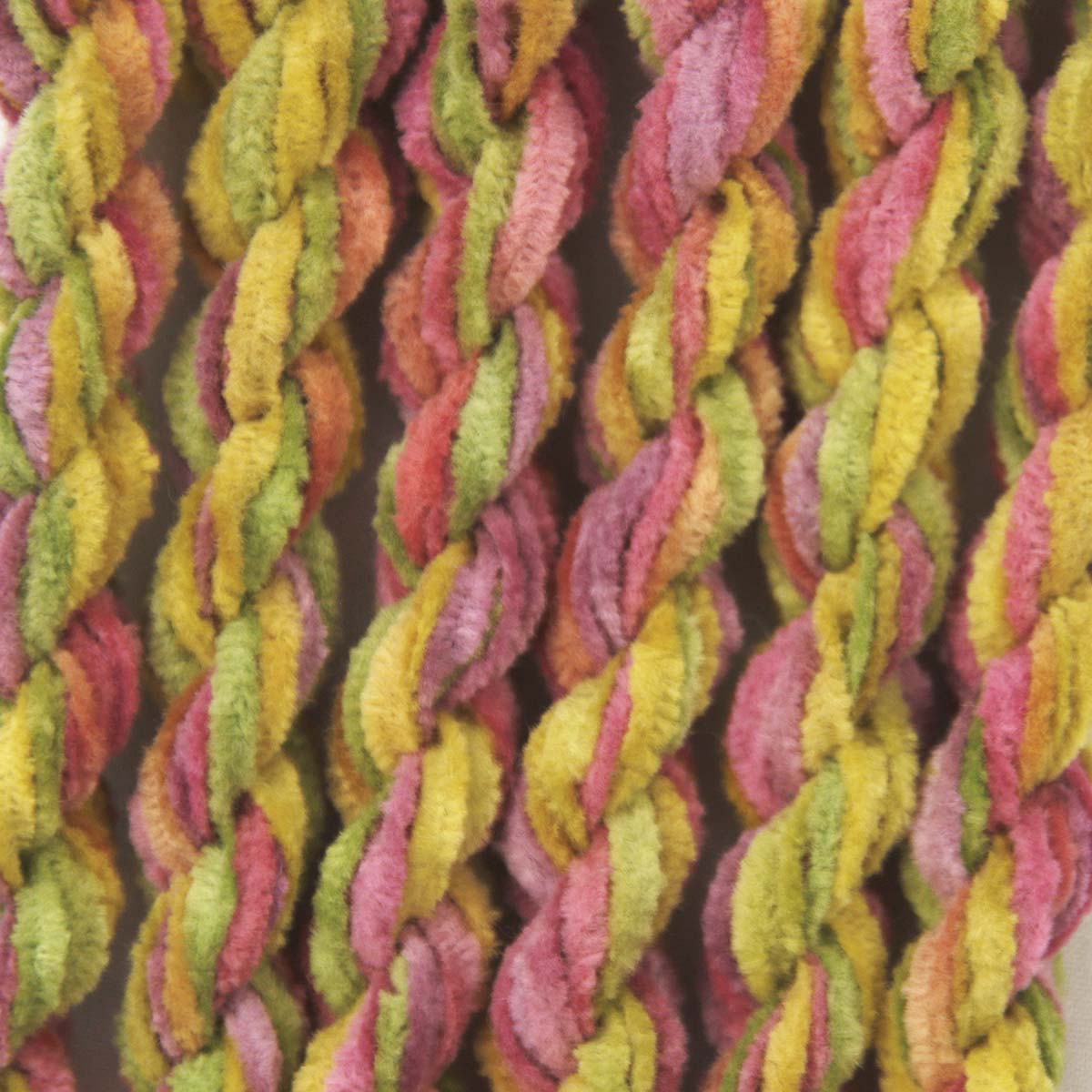 www.colourstreams.com.au Colour Streams Hand Dyed Chenille Threads Slow Stitch Embroidery Textile Arts Fibre DL 31 Lillipilli