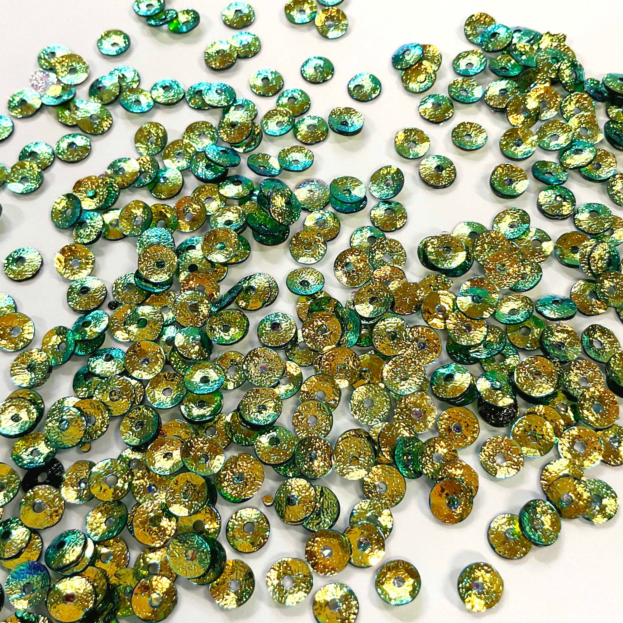 Sequins - Cup - Circle - 6mm - Textured Pale Green with Gold Lights (S113)