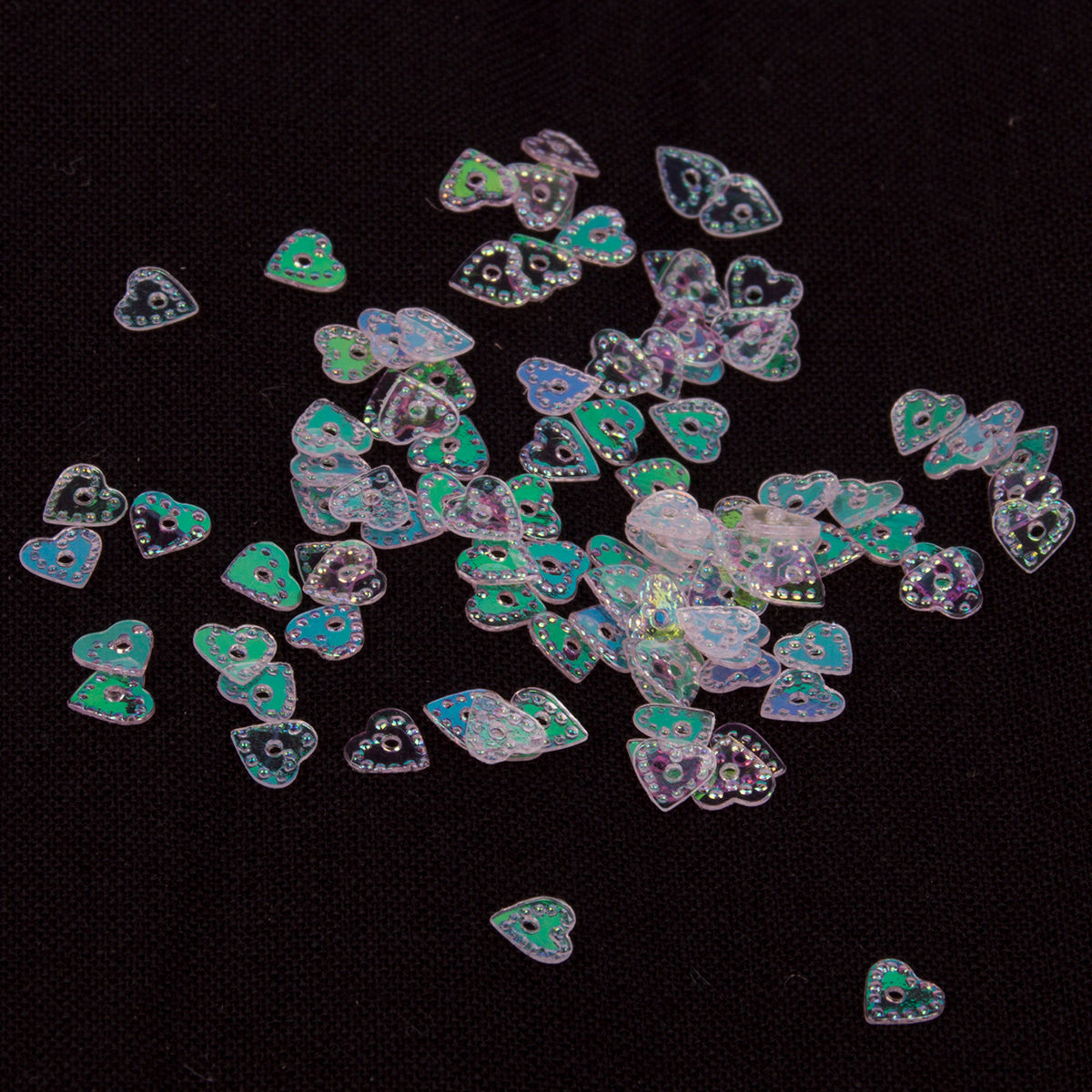 www.colourstreams.com.au Colour Streams Sequins Heart 6mm Clear Hearts Multi Lights 
